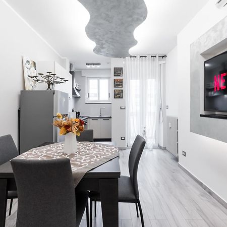 Апартаменти Moderno Bilocale A 5 Minuti Dal Centro Storico Турин Екстер'єр фото
